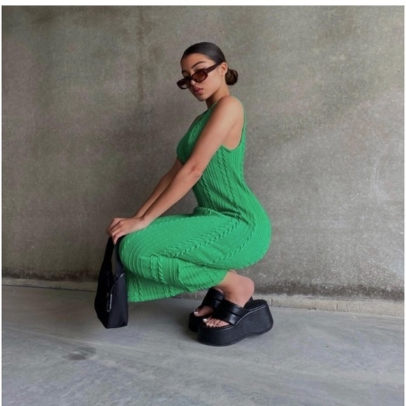 Zara Women’s Green Long Sleeveless Cable Knit Dress SZ M! - Picture 7 of 12